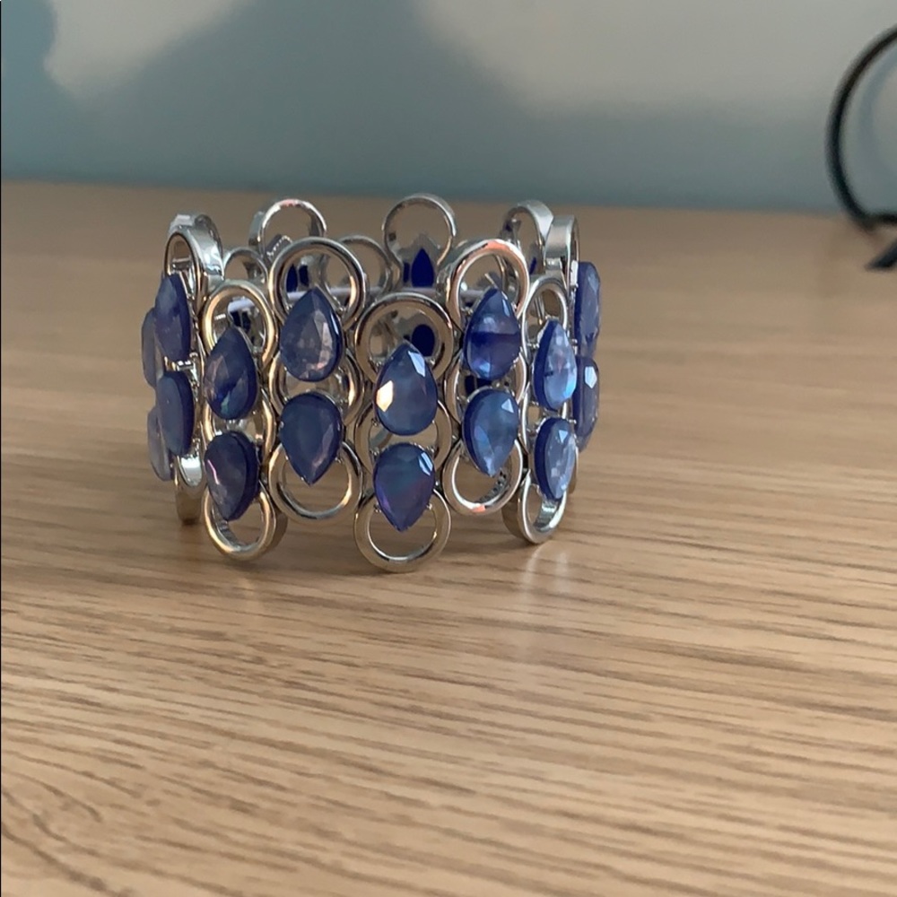 NWOT Thalia Sodi stretch bracelet